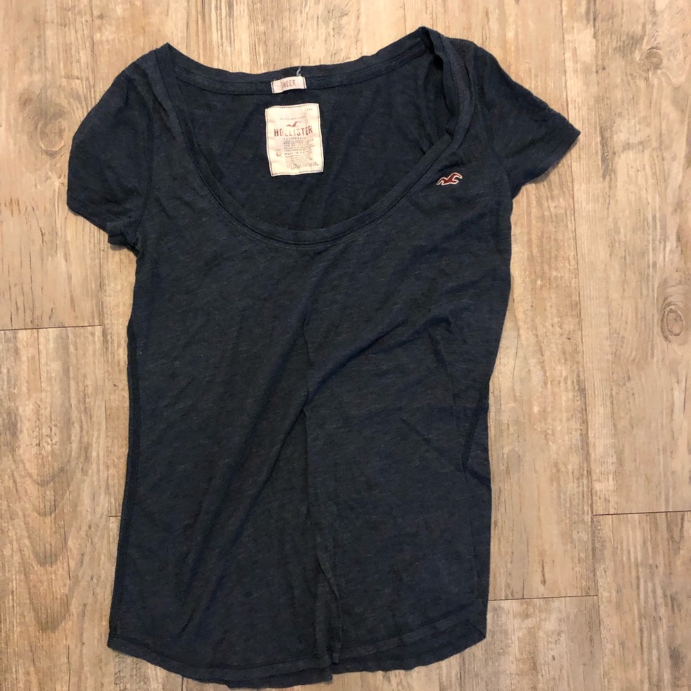 Hollister Tee